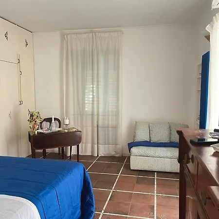 La Perla Apartment *