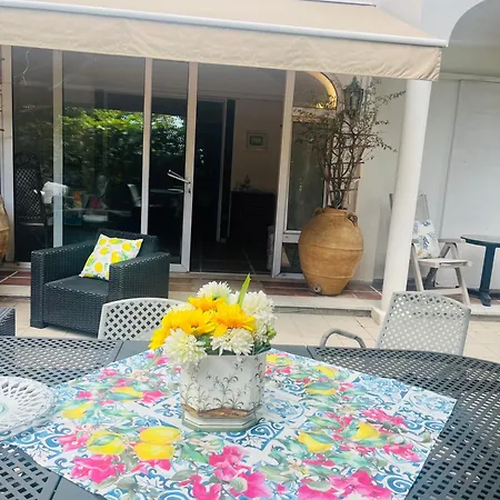 Apartment La Perla *